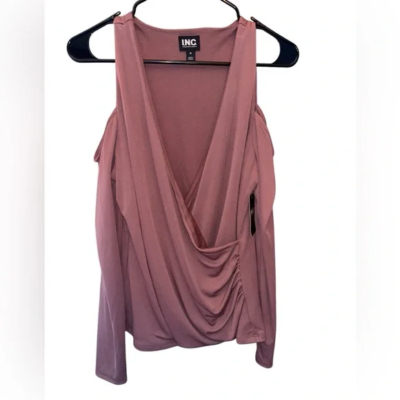 NWT EXPRESS COLD SHOULDER TOP - Picture 1 of 6